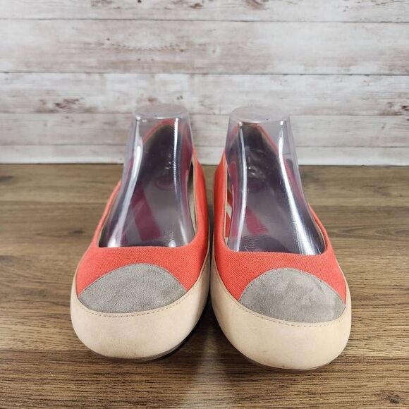Fitflop Red and Beige Flats - Picture 2 of 8